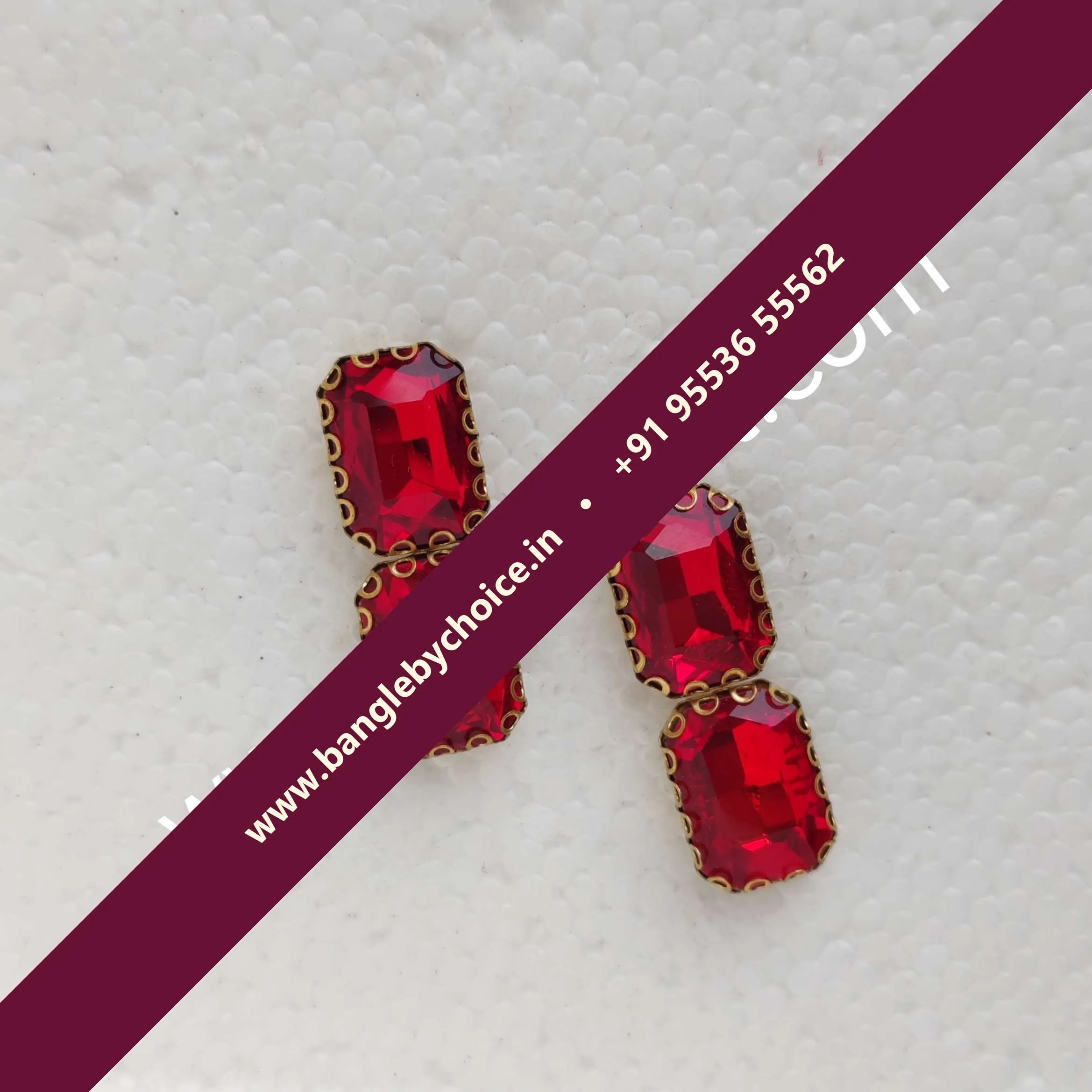 10*14 Size Red Colour Reactangle Clipstones