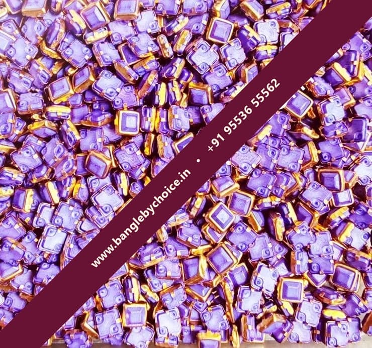 4*4 Square Matt Violet Colour Kundans