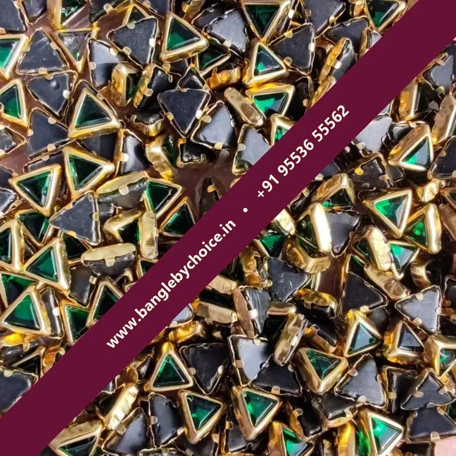 Triangle Dark Green Glossy