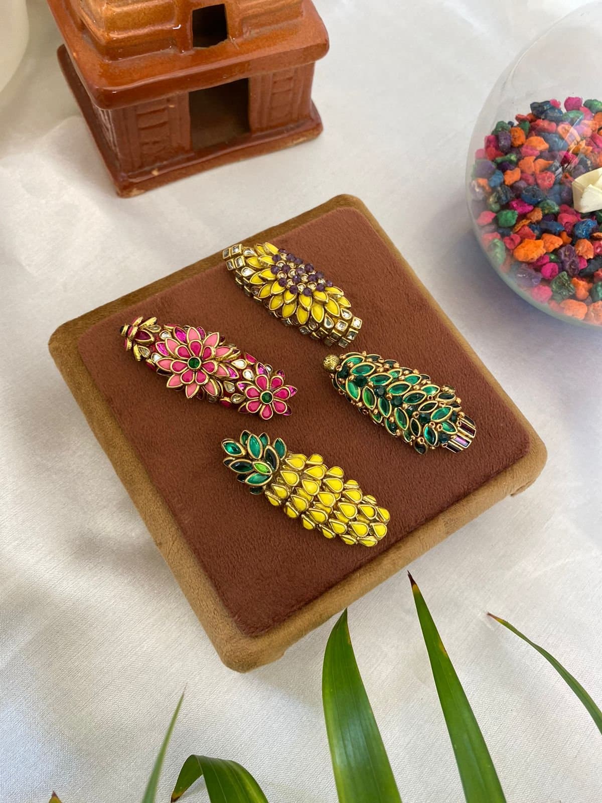 Saree Pins – Christmas tree from Bangle by Choice