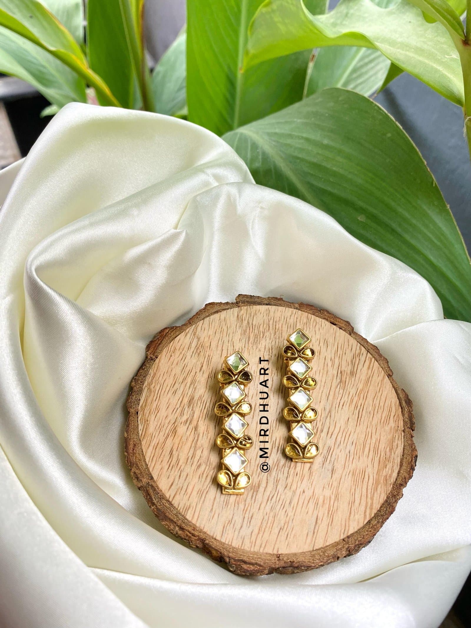Alligator Clips – white stone & golden stone thilagam from Bangle by Choice