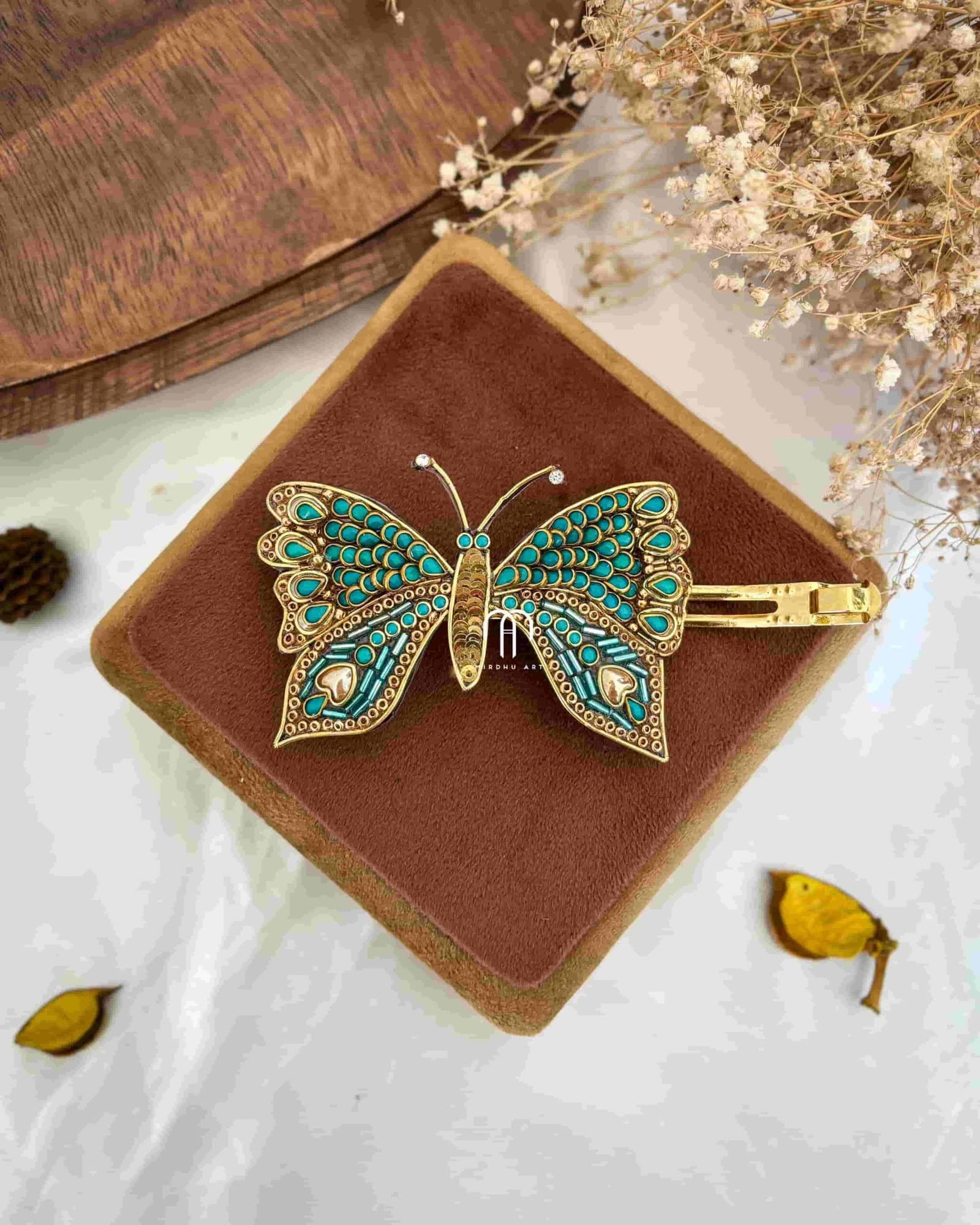 Butterfly Center Clip – Turquoise green from Bangle by Choice