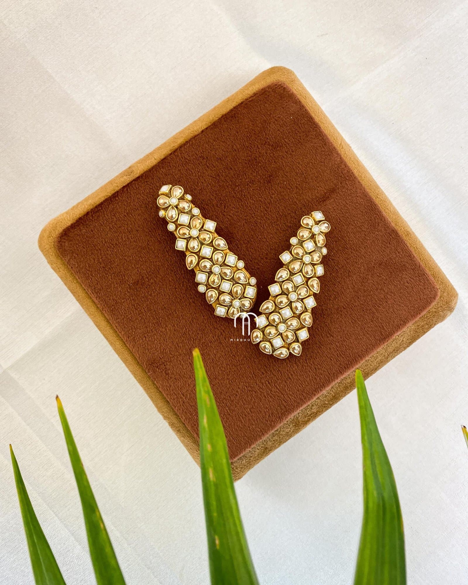 Tic Tac – Golden & White Pearl from Bangle by Choice