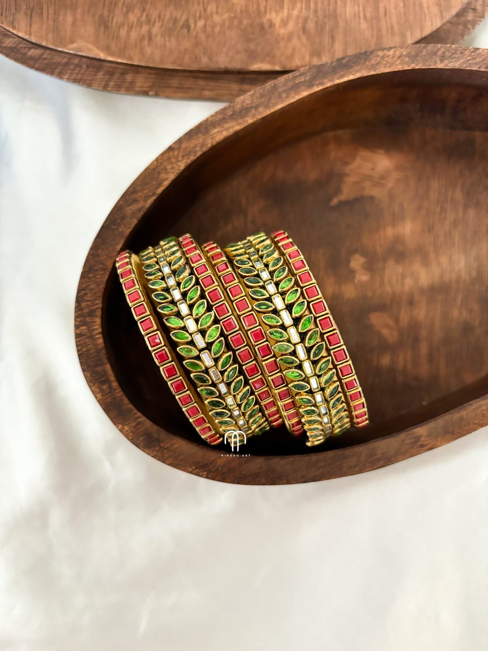 Kundan Bangles – Green and Maroon Simple set (Leaf) from Bangle by Choice