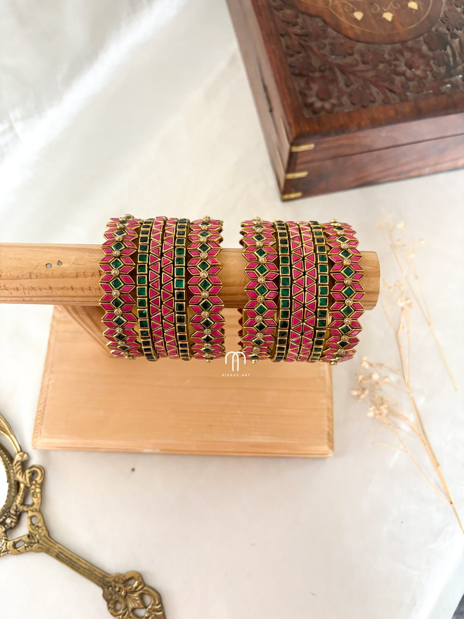 Kundan Bangles – Rani Pink & Green Simple set (Zigzag) from Bangle by Choice