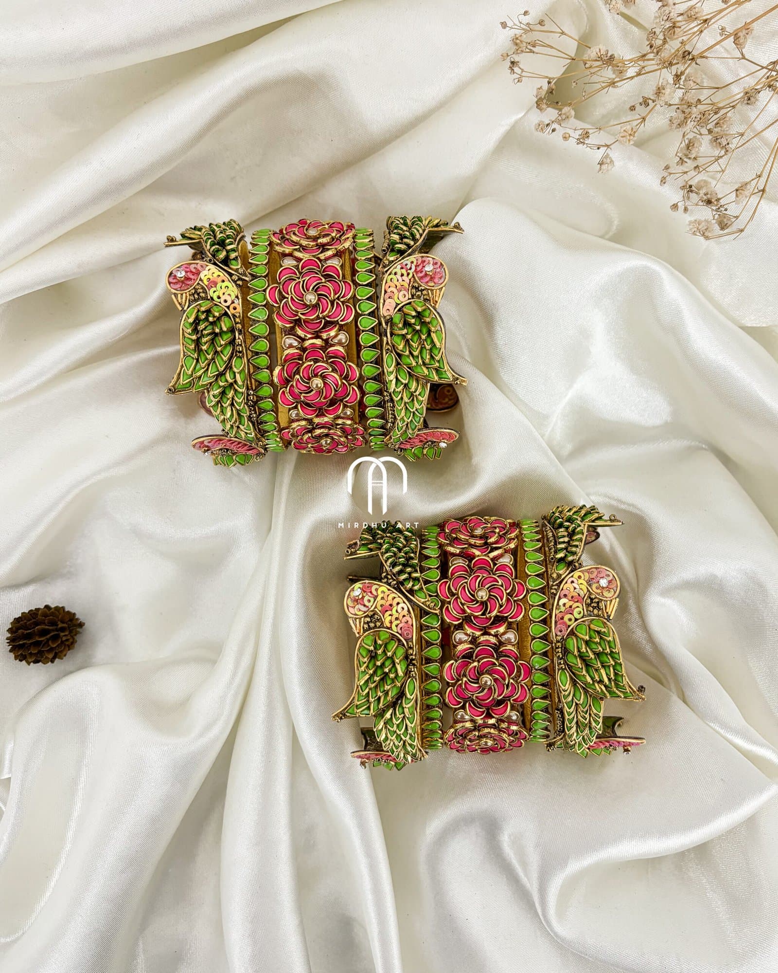 Kundan Bangles – Parrot Style Bangles ( Parrot Green & Reddish pink) from Bangle by Choice