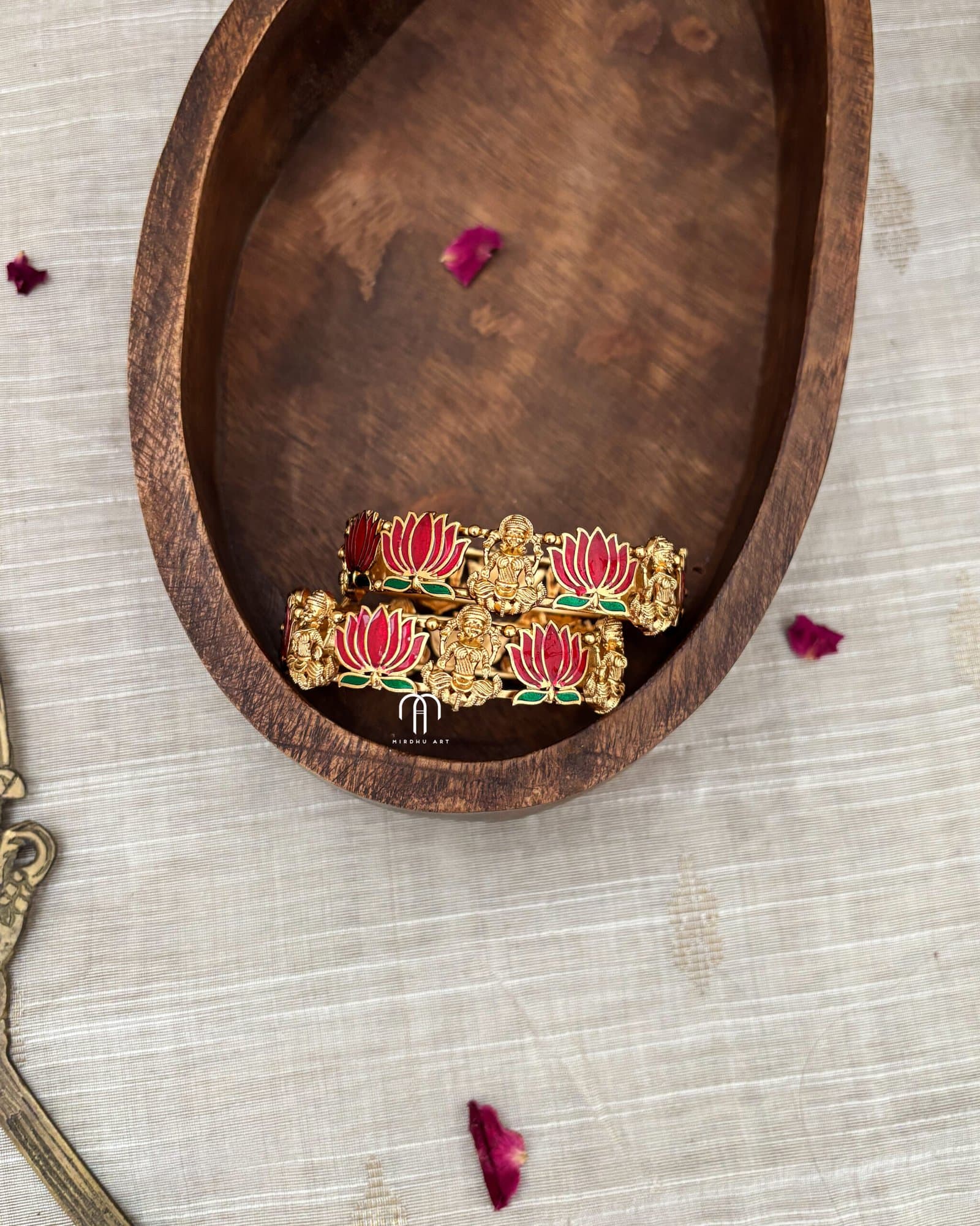 Premium Lotus Bangles detail view 2