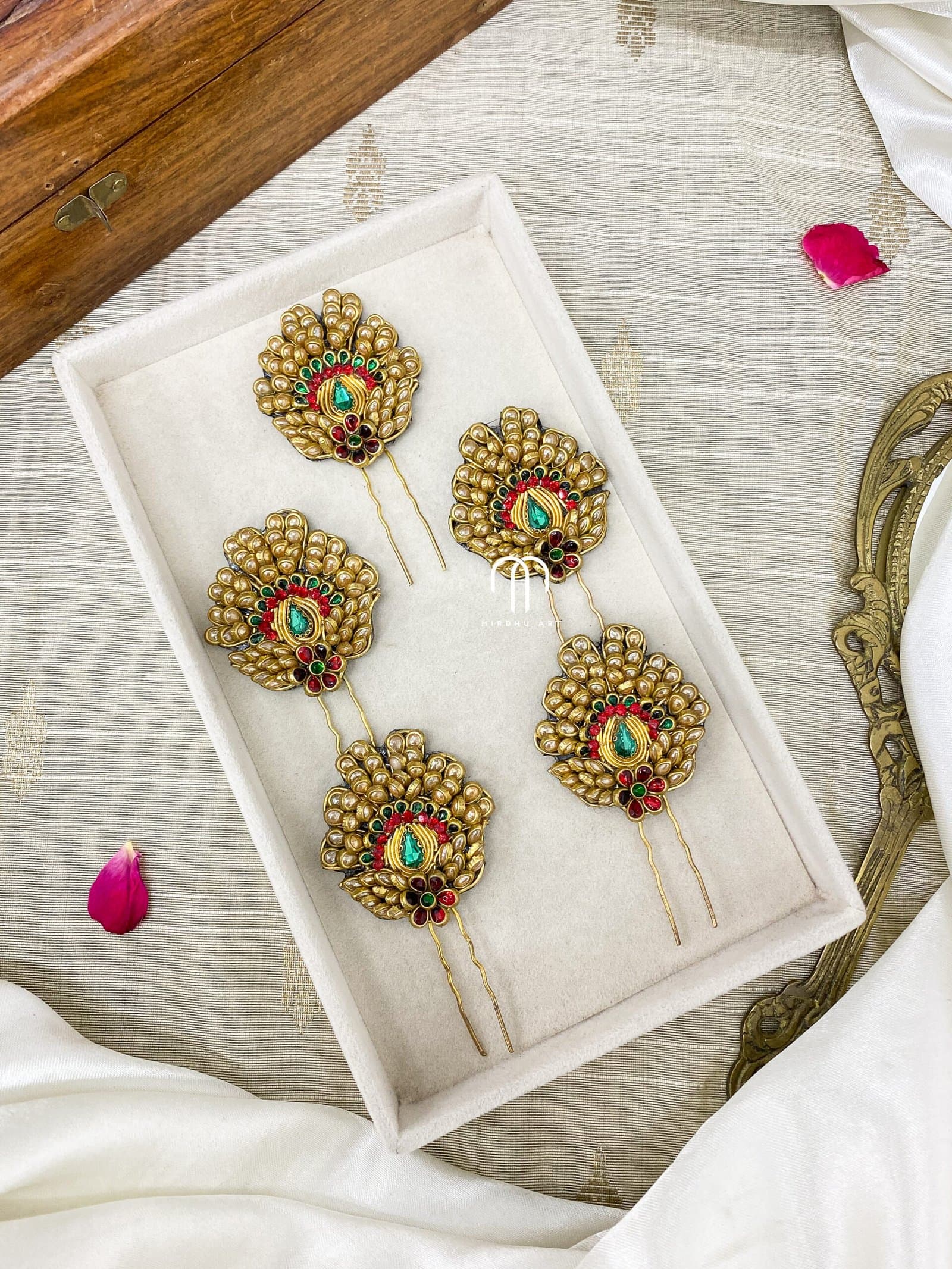 Blossom U-pin (Neutral shades) from Bangle by Choice
