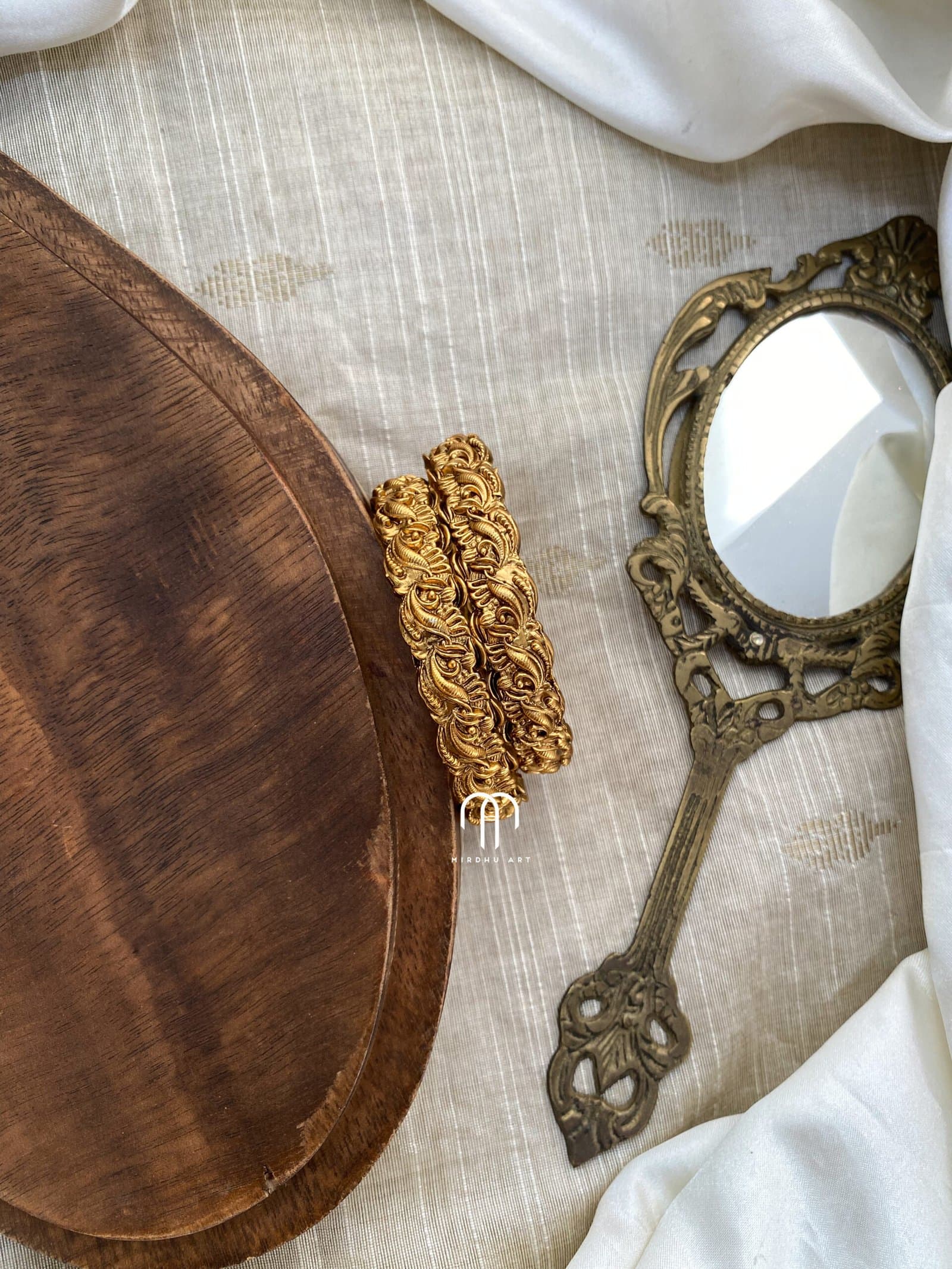 Non Idol Nagas 1.0 from Bangle by Choice