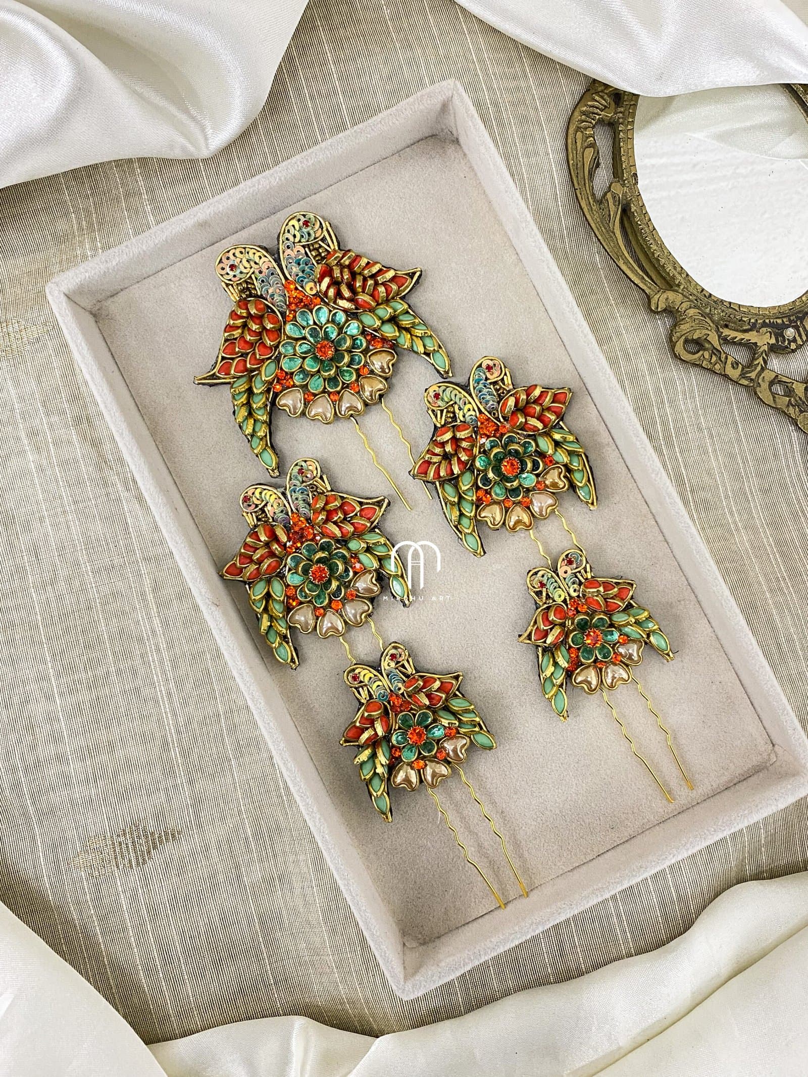 Parrot – U-Pins (Turquoise green And Orange) from Bangle by Choice