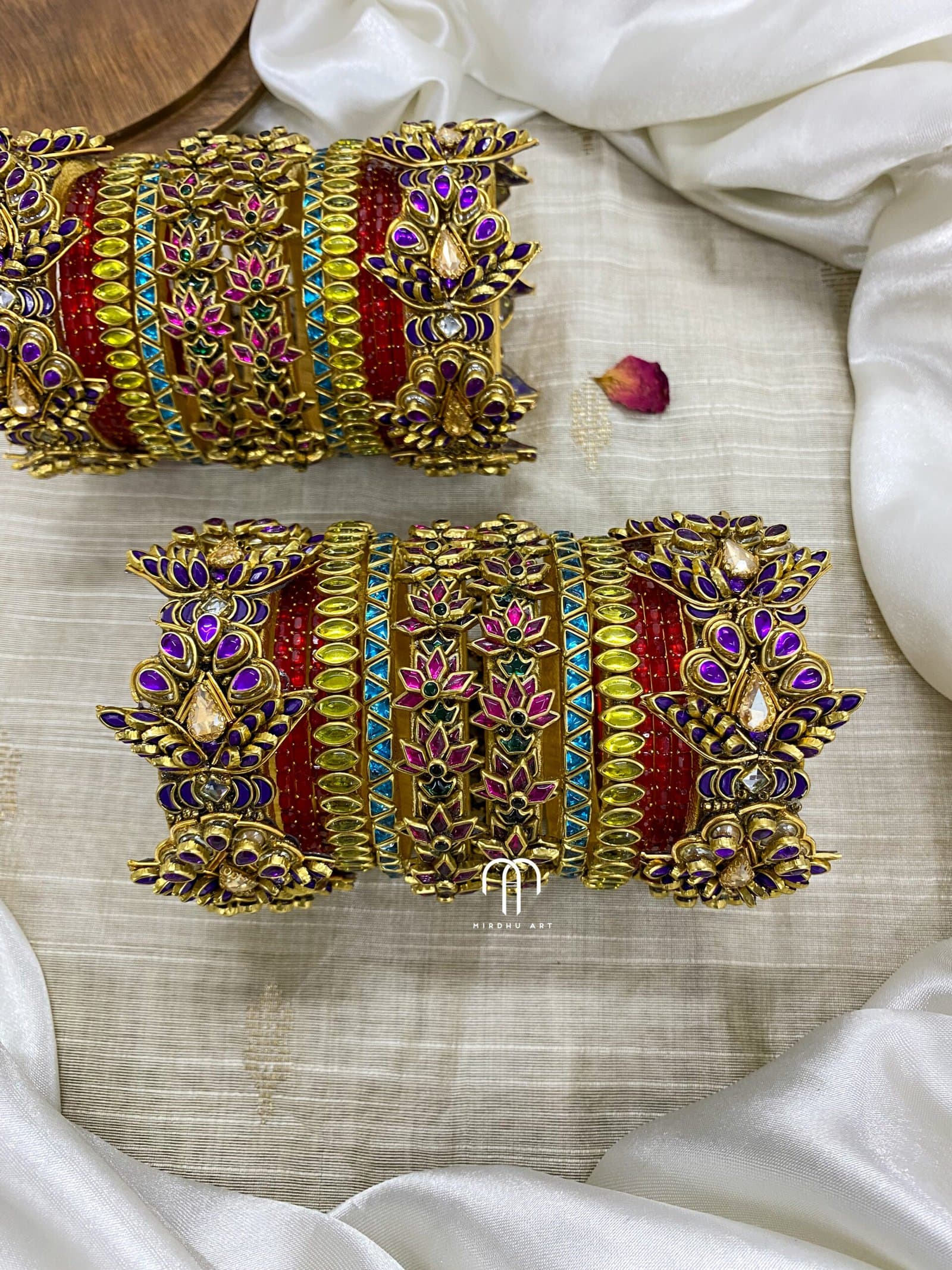 Kundan Bangles – 3D Blossom (Multicolour) detail view 2