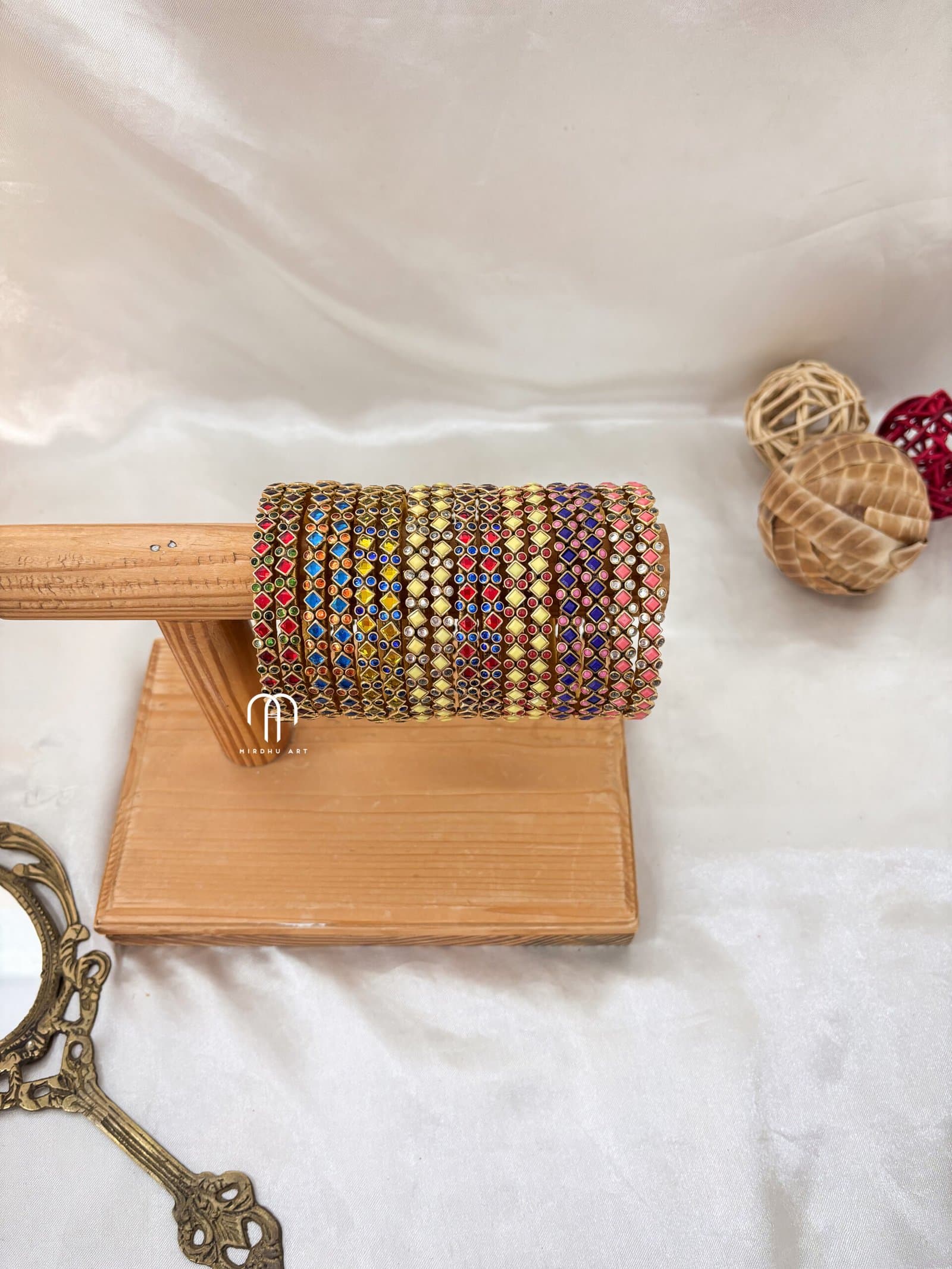 Kundan Bangles – Square With Dots from Bangle by Choice