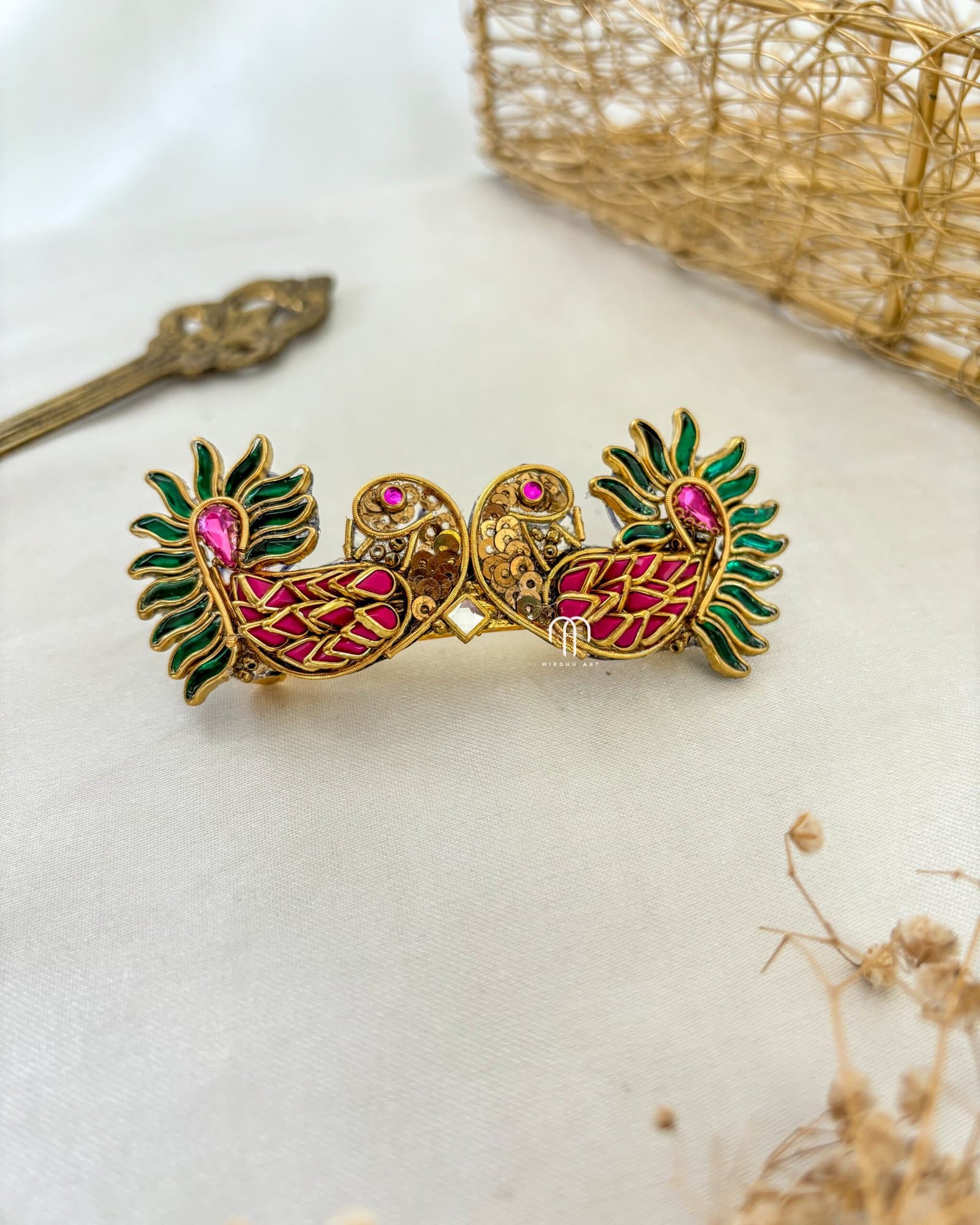 Annapakshi Center Clip – Green & Rani Pink from Bangle by Choice