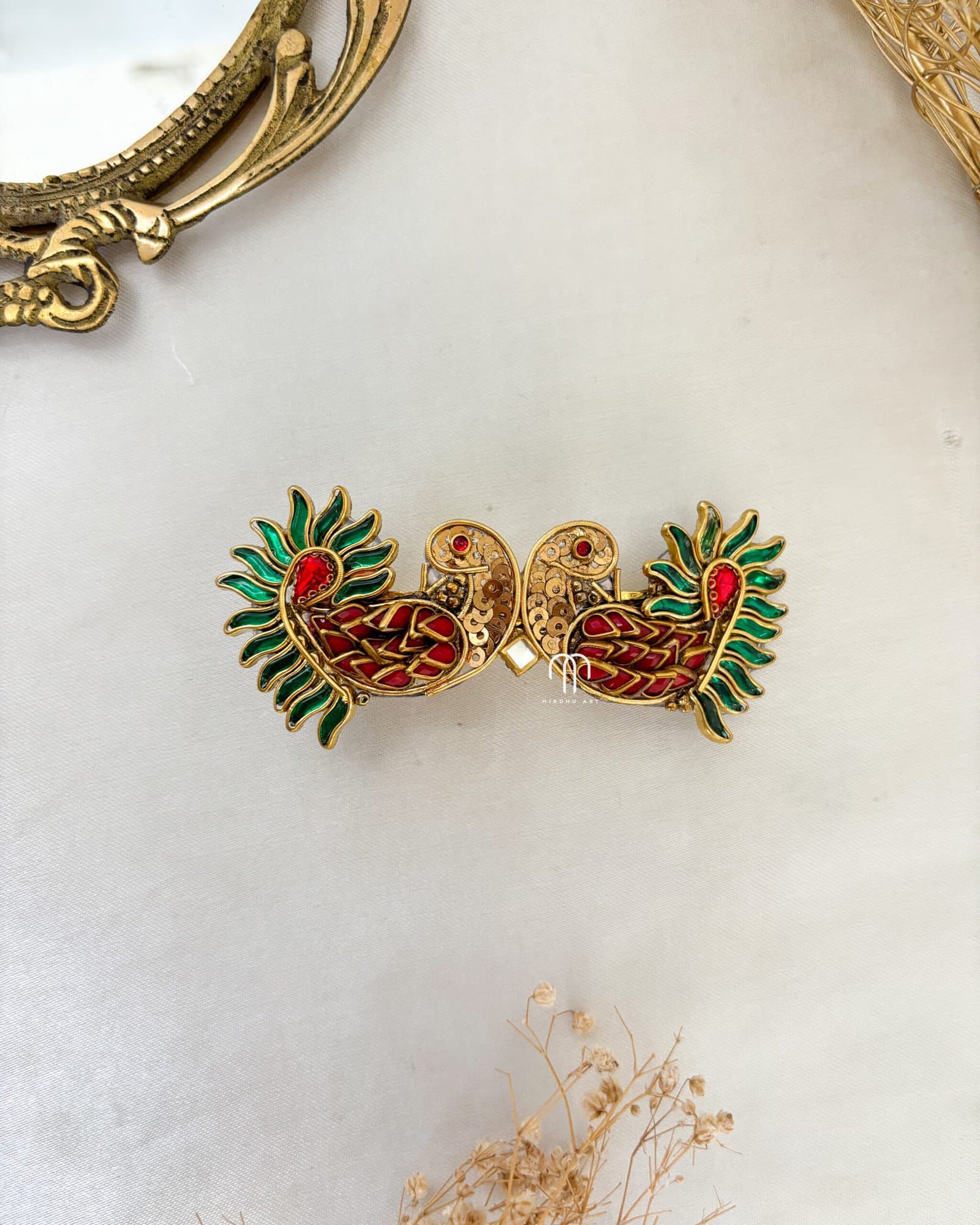 Annapakshi Center Clip – Green & Red from Bangle by Choice