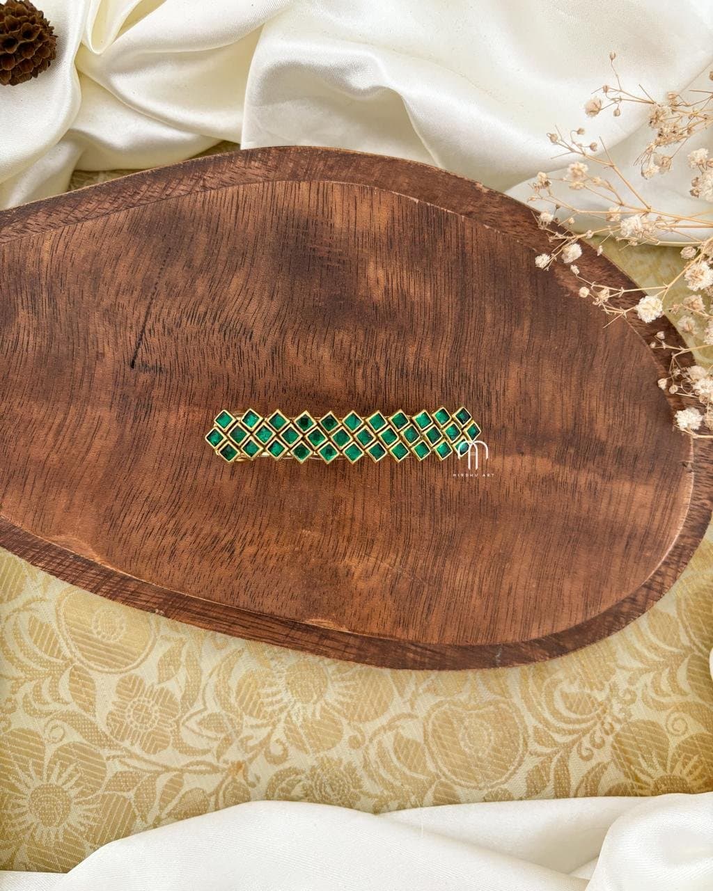 Kundan Center clips – Square (Green) from Bangle by Choice