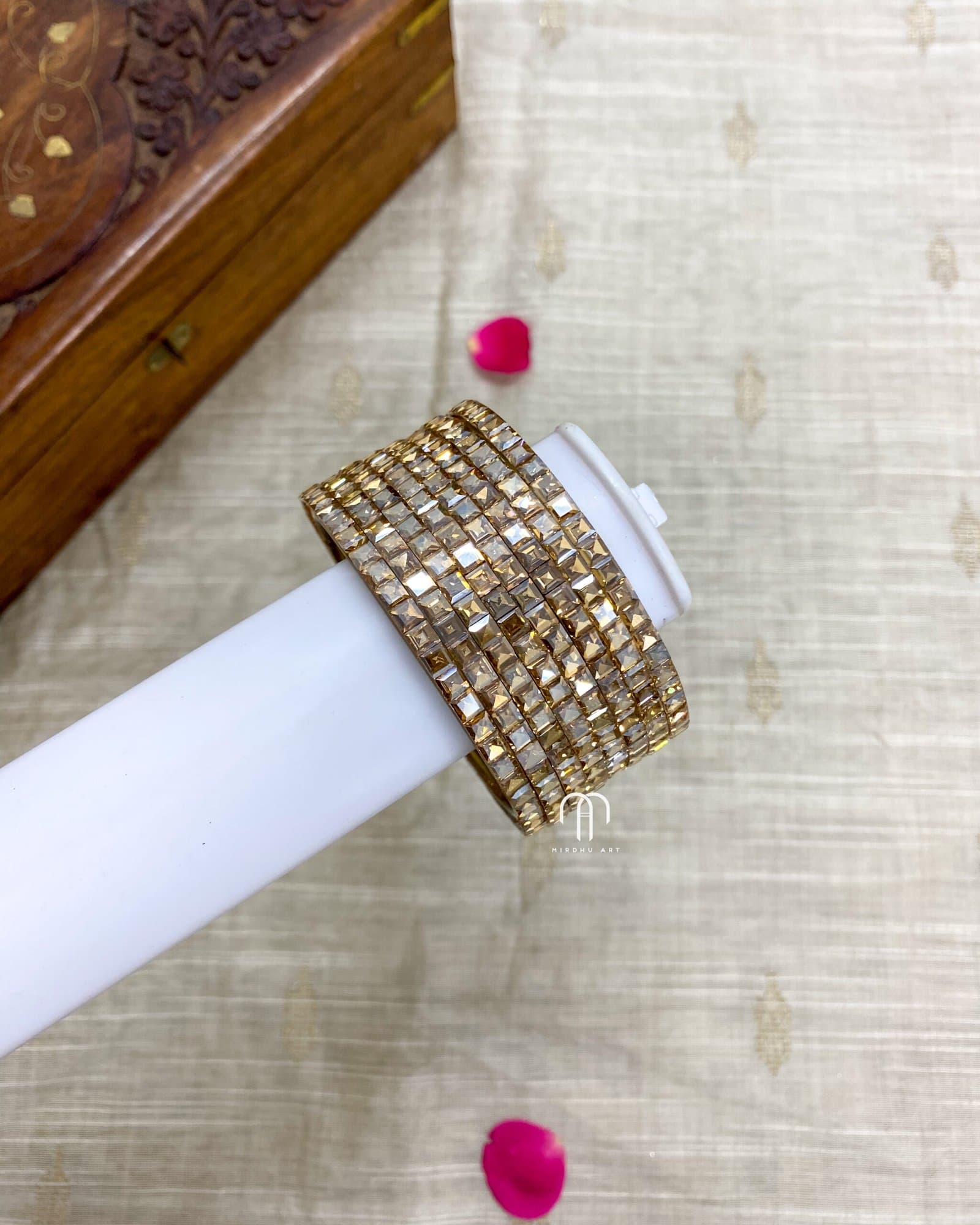 Border Bangles – Gold from Bangle by Choice