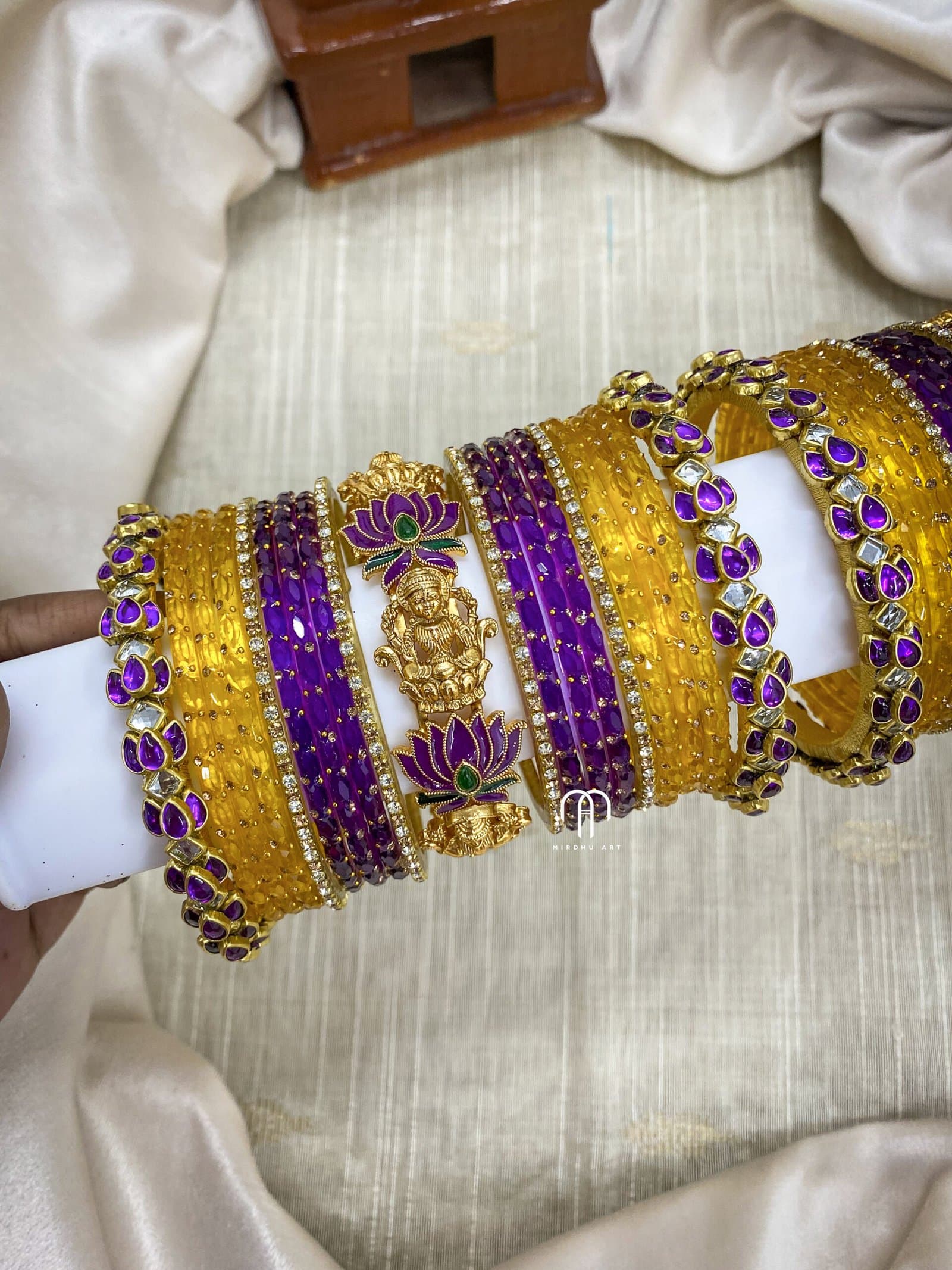 Lotus With Lakshmi – Purple And Yellow detail view 2
