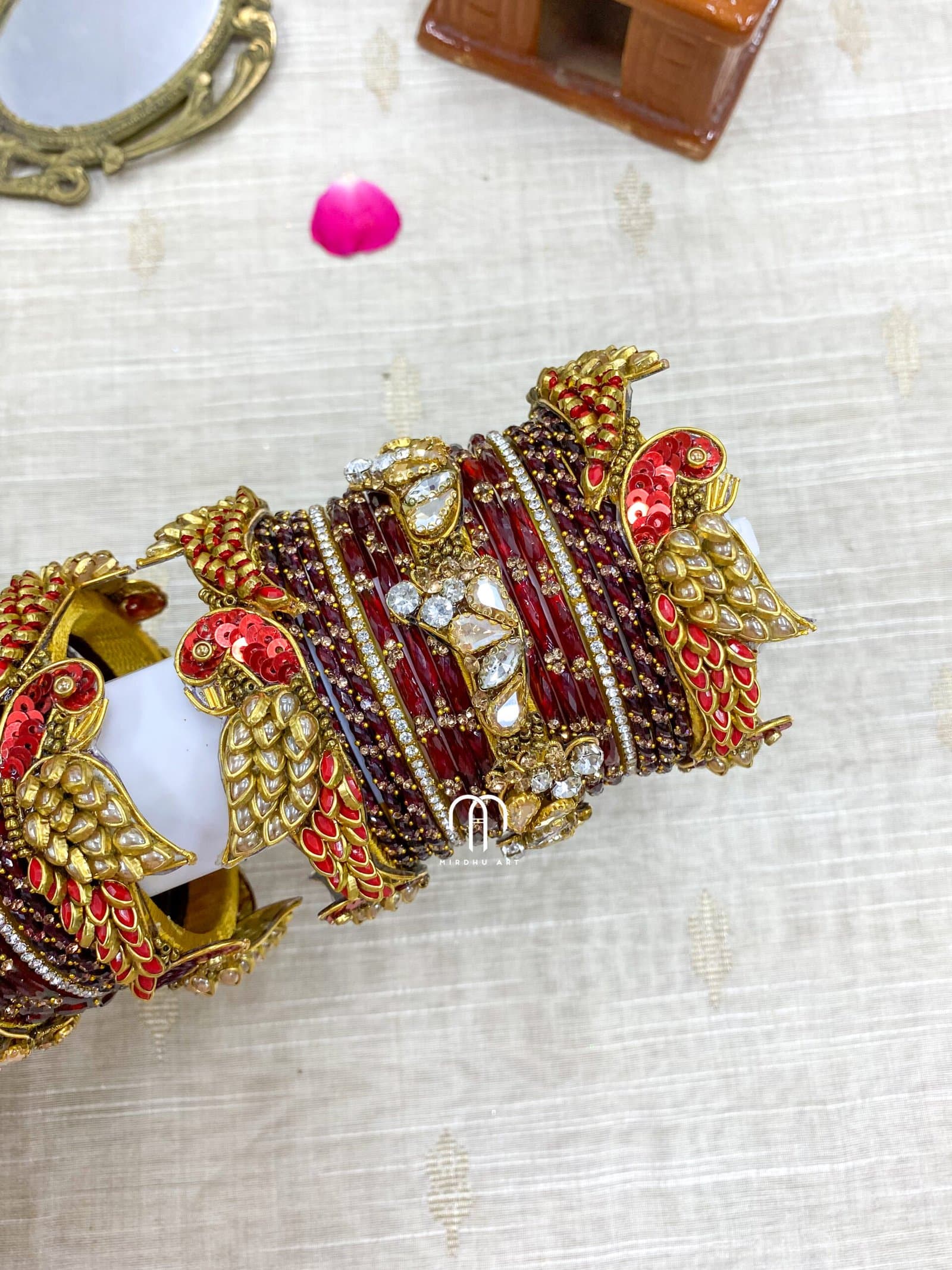 Parrot Style And Foot Set – Red, Maroon & Golden detail view 2