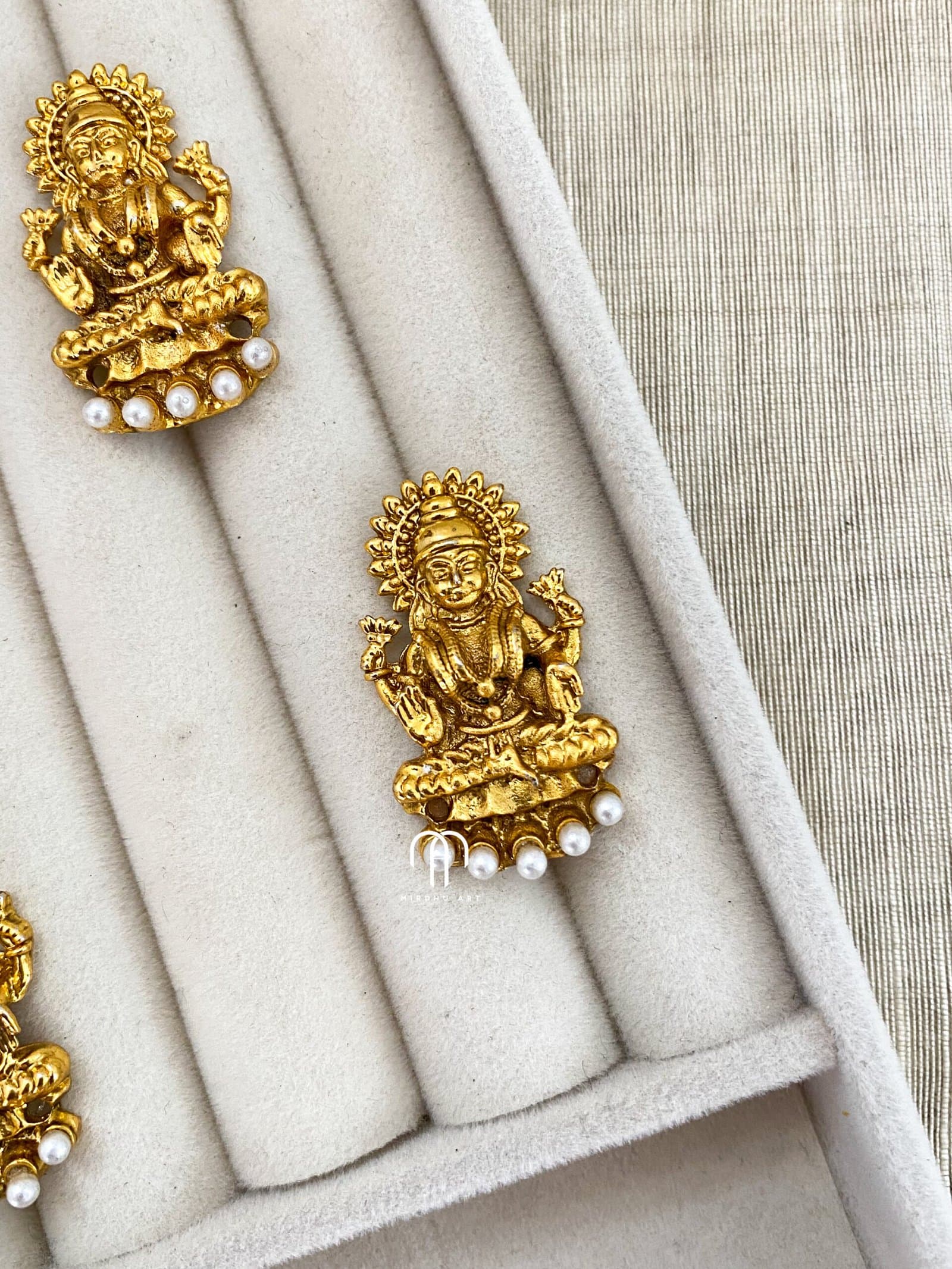 Mahalakshmi Hair Pins (For Braids) detail view 2