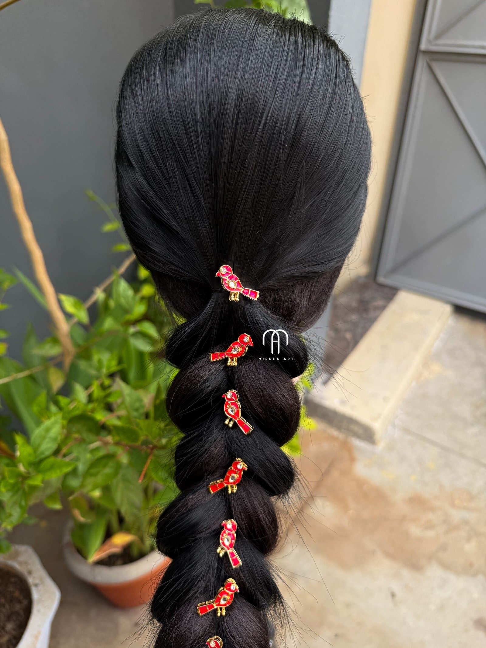 Parrot – Hair Pins (Reddish Pink) detail view 2