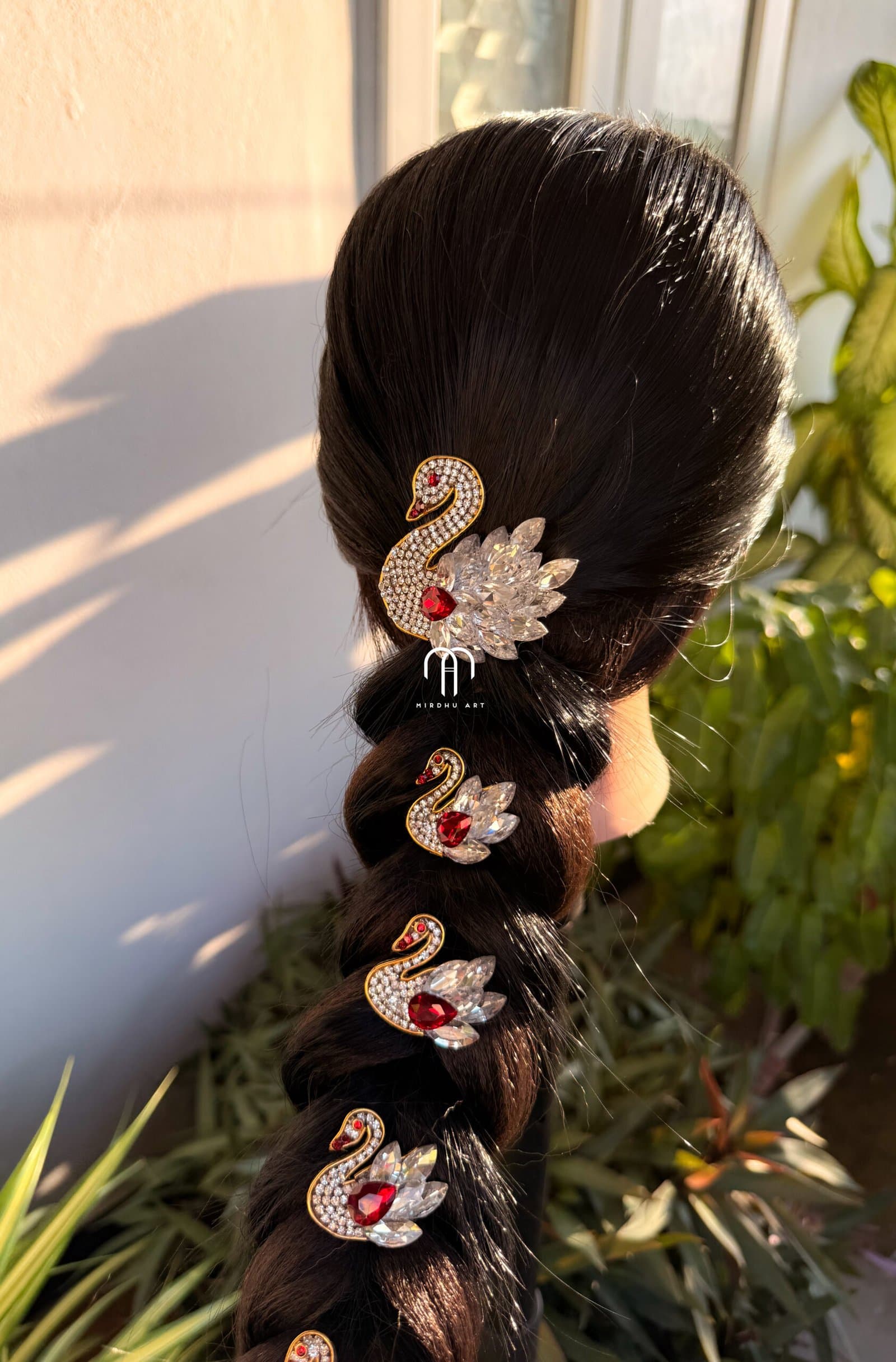 Swan – Custom (Set Of 6 Pins) detail view 2