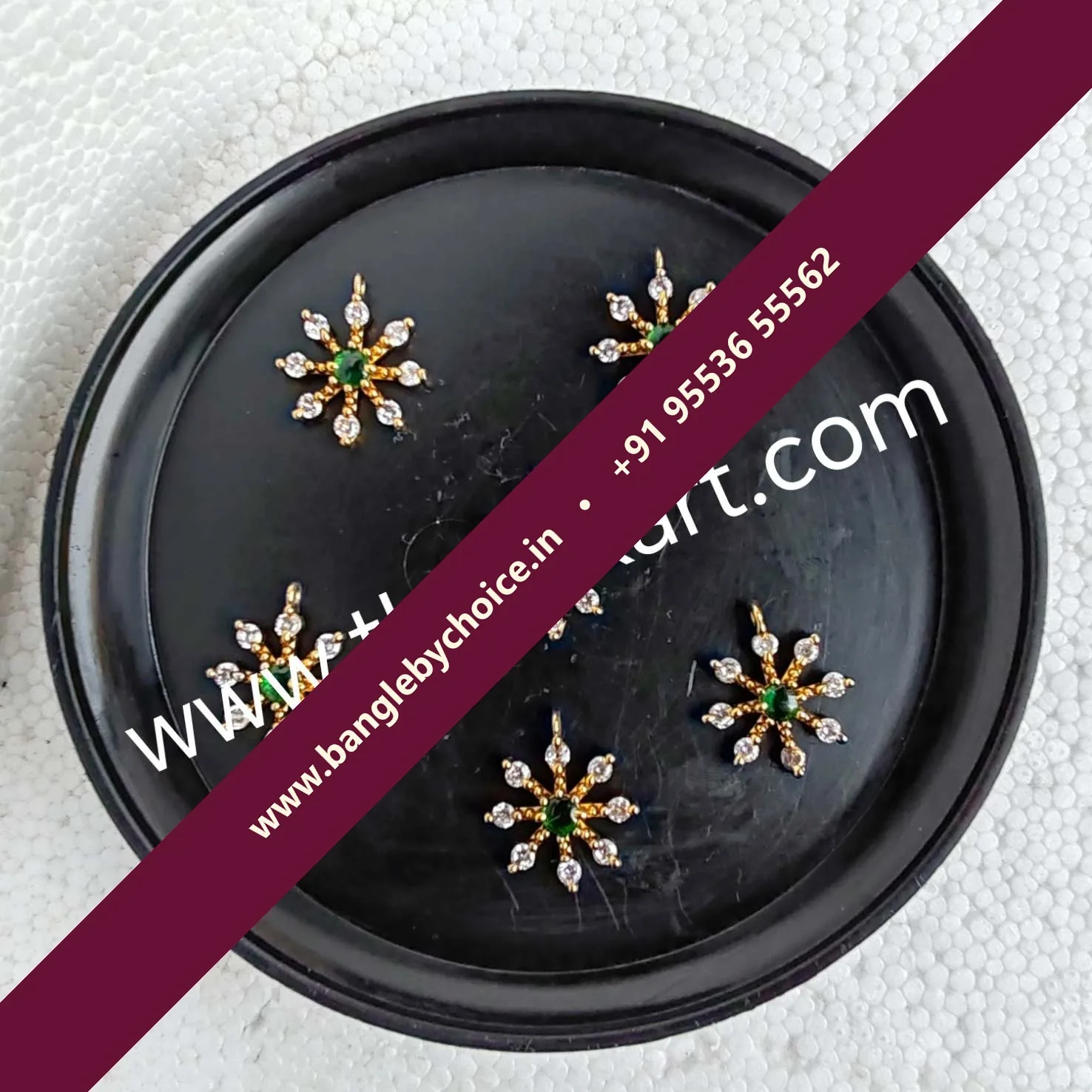 Flower lockets view 3