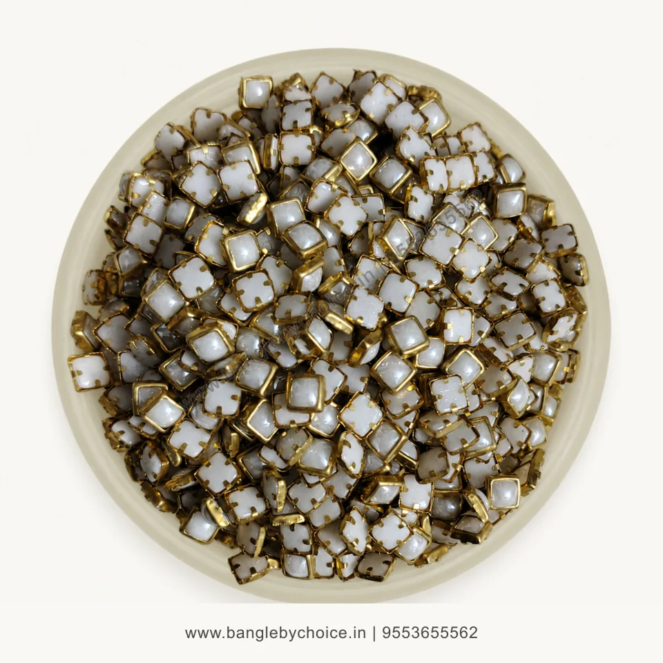 4x4 Square Ceramic White Kundans premium top-view product image with antique-gold setting