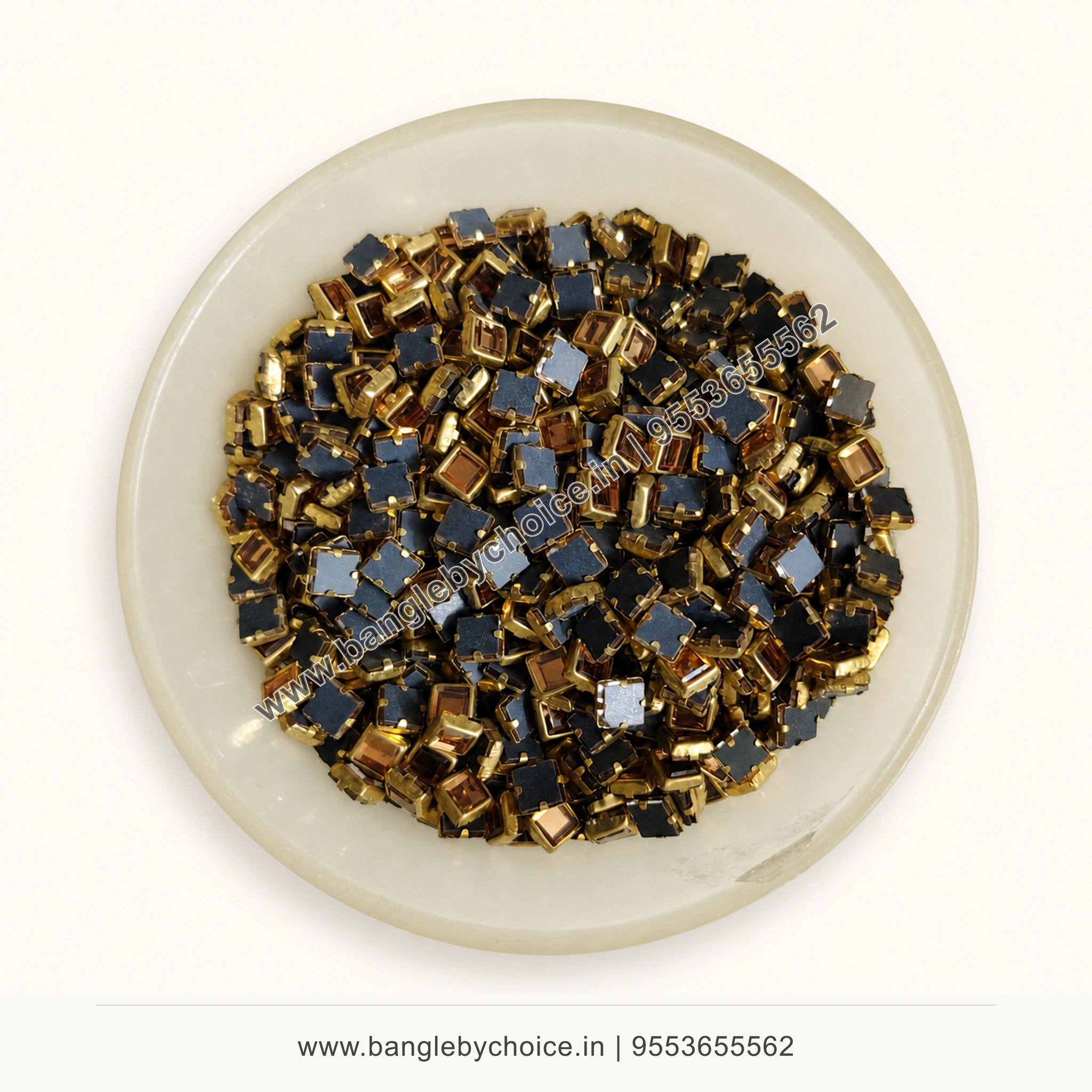 4x4 Square Glossy Gold Kundans premium top-view product image with antique-gold setting