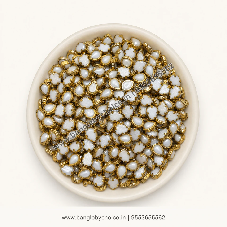 6K Drop Ceramic White Kundans premium top-view product image with antique-gold setting