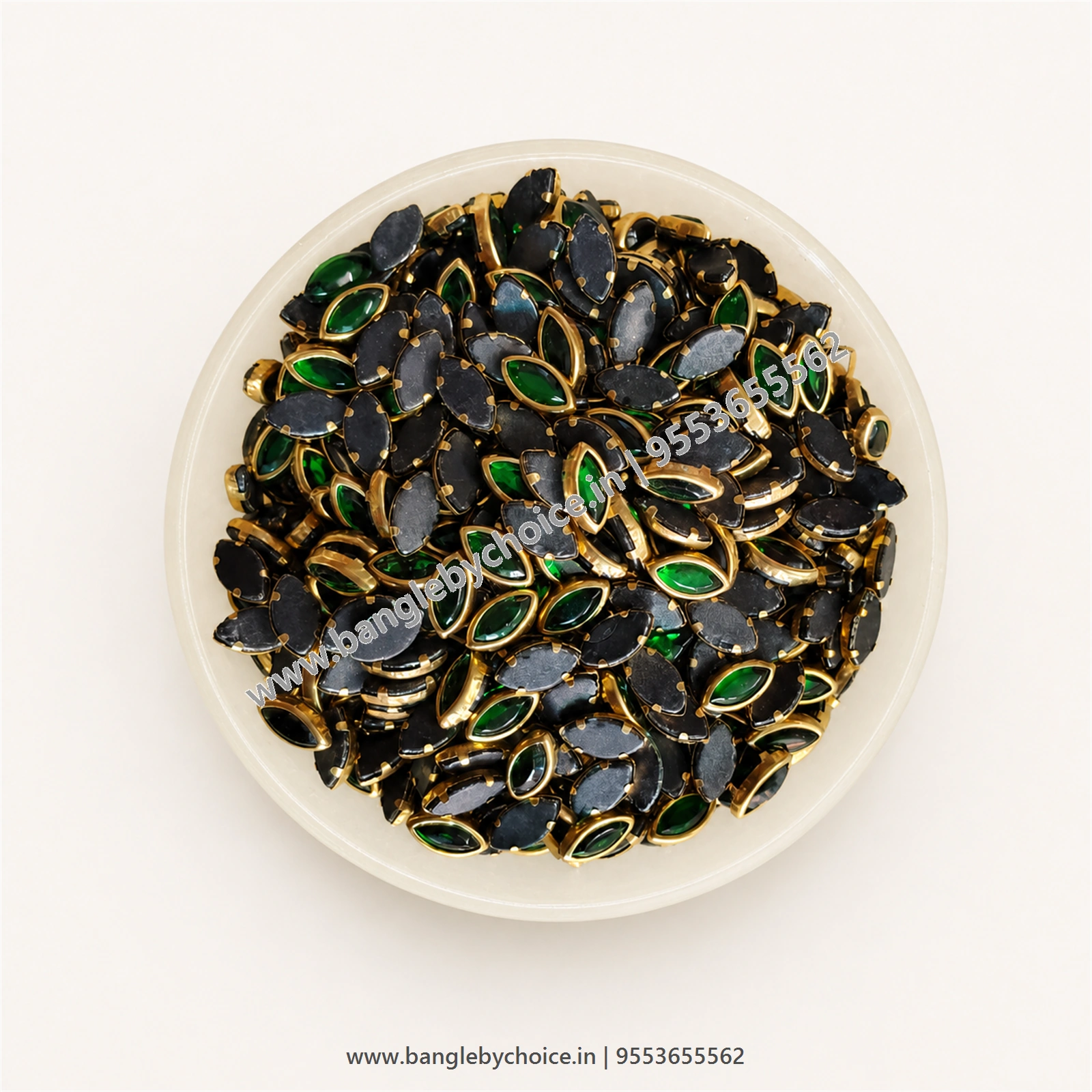 8K Eye Shape C Green Glossy Kundans top-view product image with antique-gold setting