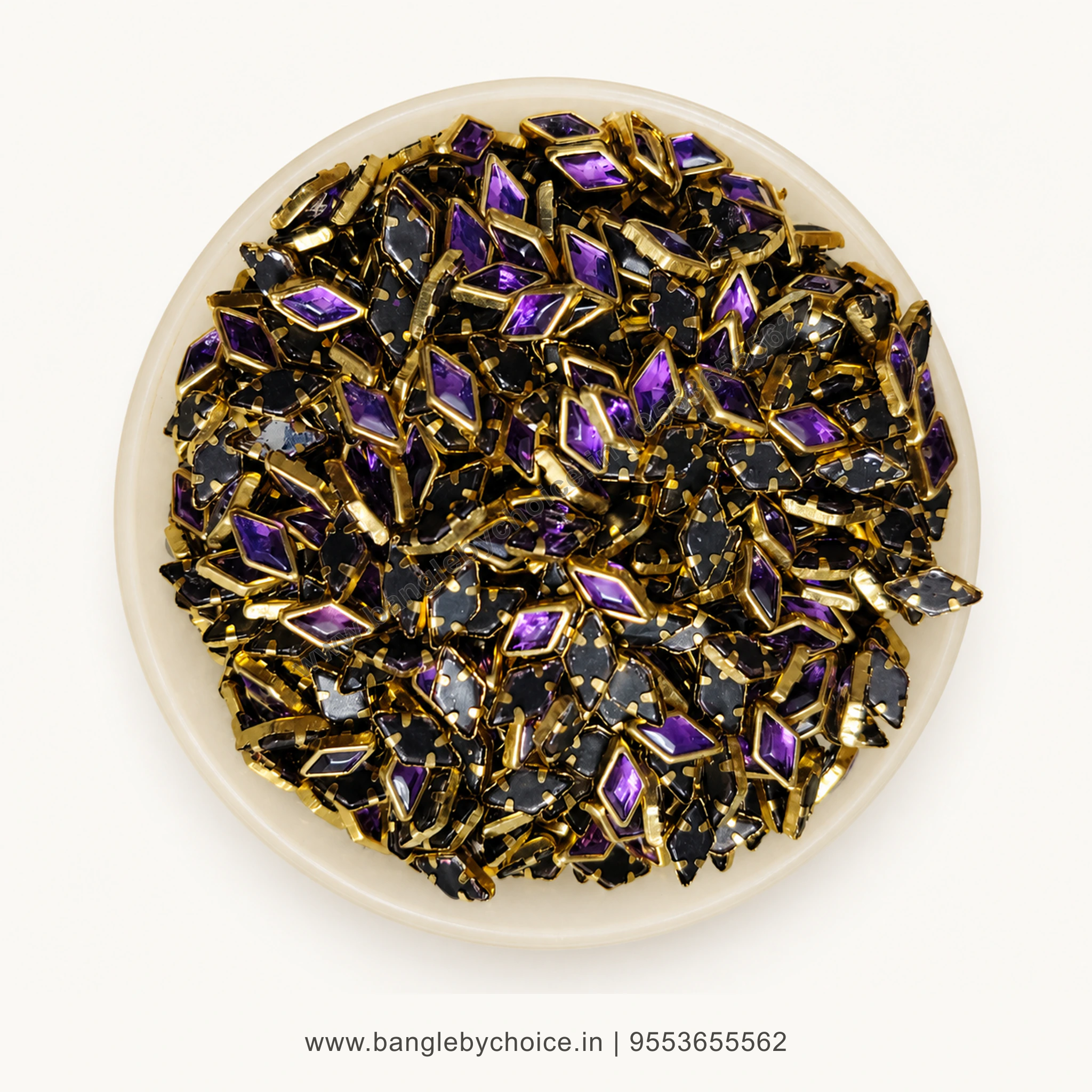 Diamond Purple Glossy Kundans premium top-view product image with antique-gold setting