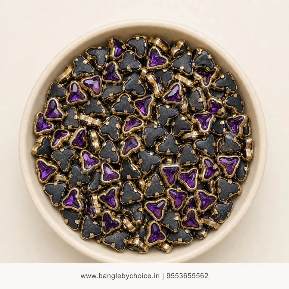 V Shape Dark Purple Glossy Kundans premium top-view product image with antique-gold setting